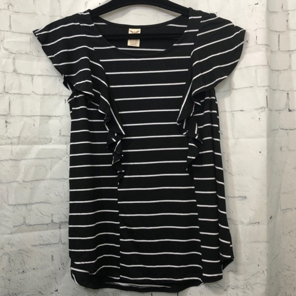 Casual top with flirty ruffles
